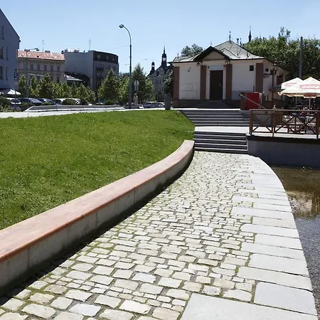U Zvonu 4*