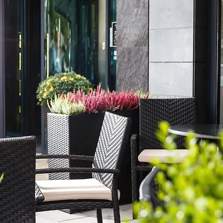 U Zvonu Hotel 4*