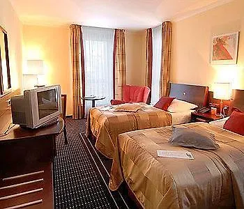 Hotel U Zvonu 4*