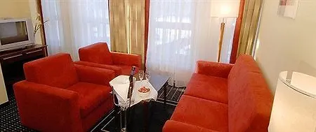 U Zvonu Hotel